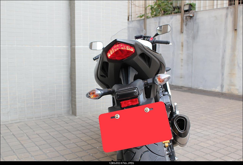 按圖片以瀏覽大圖

名稱:	857912_582372551791811_1581747492_o.jpg
瀏覽次數:	3
文件大小:	87.5 KB
ID:	149